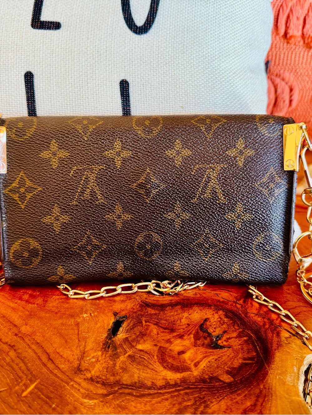 Just in 🔥Louis Vuitton
Monogram
Porte Trésor International wallet converted - Picture 4 of 15